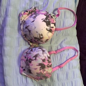 Beautiful bra by pink